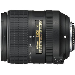 Nikon AF-S DX Nikkor 18-300mm f/3.5-6.3 G ED VR