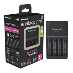 Panasonic Eneloop CC55 Fast Charger + 4x Eneloop Pro AA Batterijen