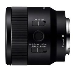 Sony FE 50mm f/2.8 Macro