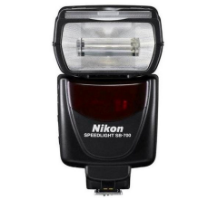 Nikon SB-700 Speedlight